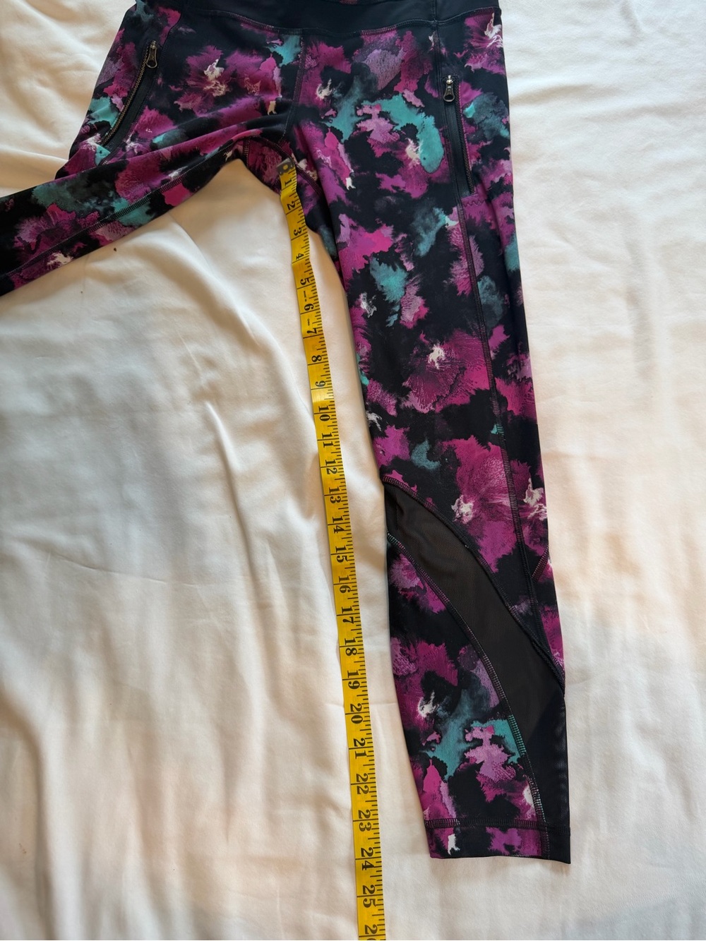 lululemon athletica wBlack, Purple, Teal Abstract-Print Perform Leggings- pocket - Picture 9 of 11